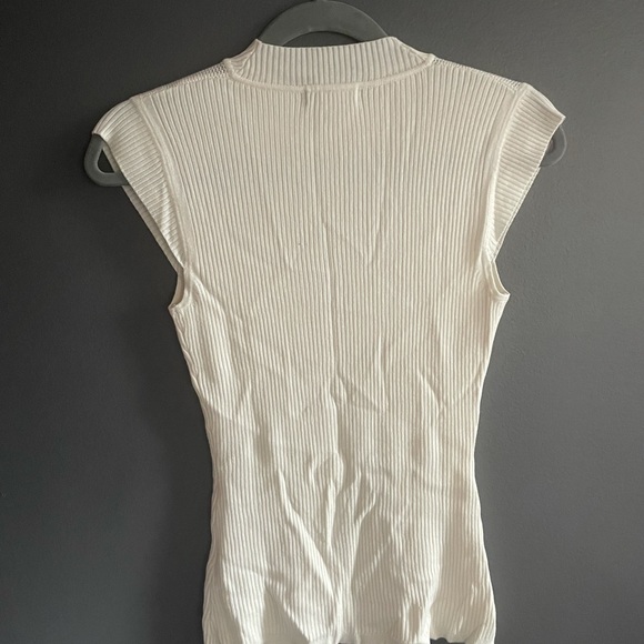 Women’s shirt - Picture 2 of 2